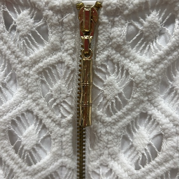 Lilly Pulitzer White Textured Tank Top - Picture 3 of 5